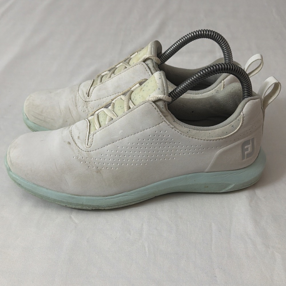 FootJoy FJ Leisure Spikeless Golf Shoe Womens 7 White Grey Low Lace Up Sneaker
